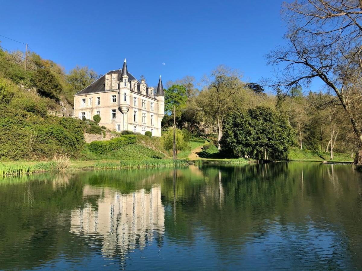 Chateau Des Loups - Les Cypres Echire Exteriér fotografie